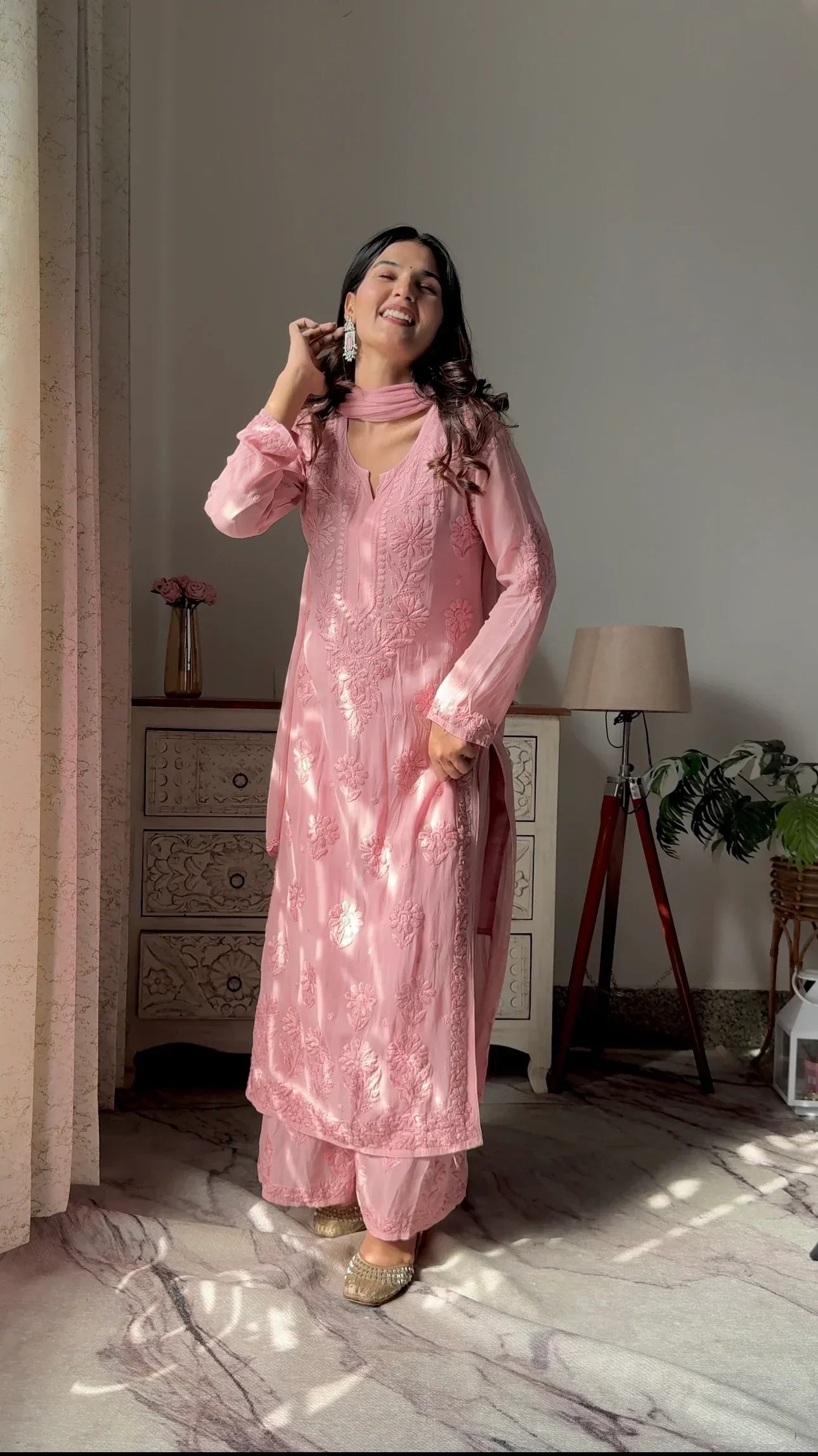 Lucknow Chikankari Handwork Embroidered Kurta Plazzo (Peach)