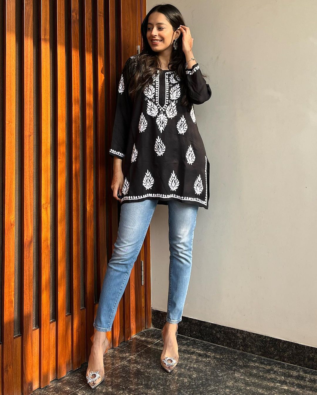 Women Chikan Embroidery Cotton Rayon A-line Kurta  (Black)